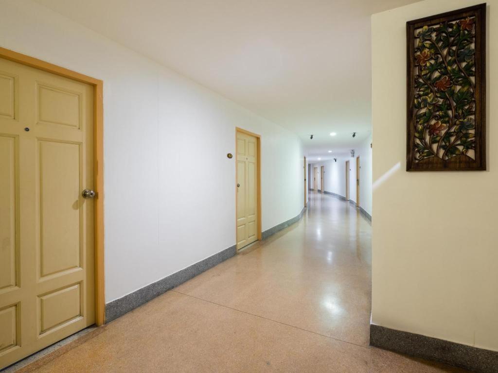 New Suanmali Hotel Бангкок Екстер'єр фото