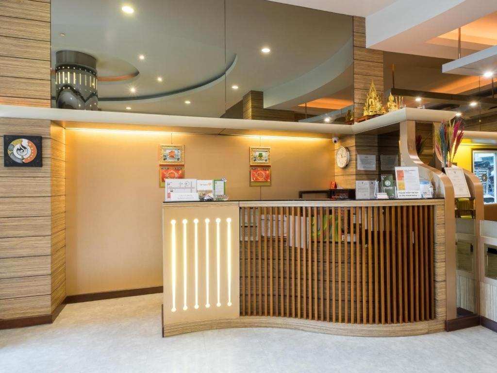 New Suanmali Hotel Бангкок Екстер'єр фото