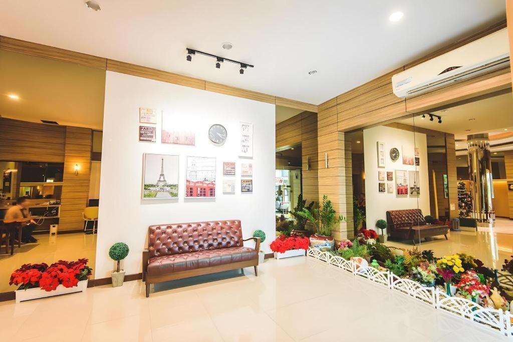 New Suanmali Hotel Бангкок Екстер'єр фото