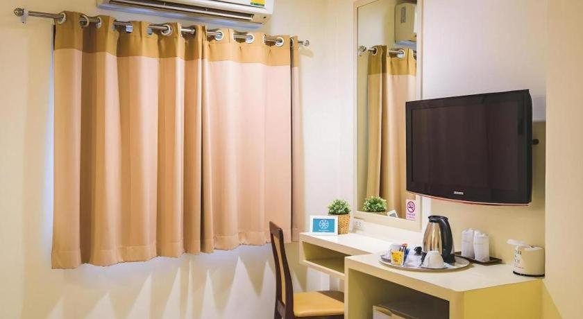 New Suanmali Hotel Бангкок Екстер'єр фото