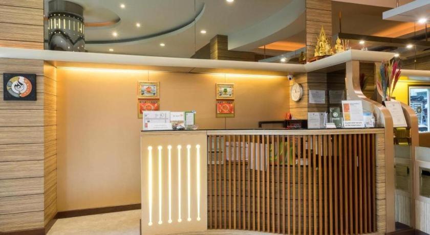 New Suanmali Hotel Бангкок Екстер'єр фото