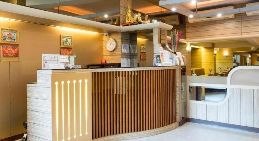 New Suanmali Hotel Бангкок Екстер'єр фото
