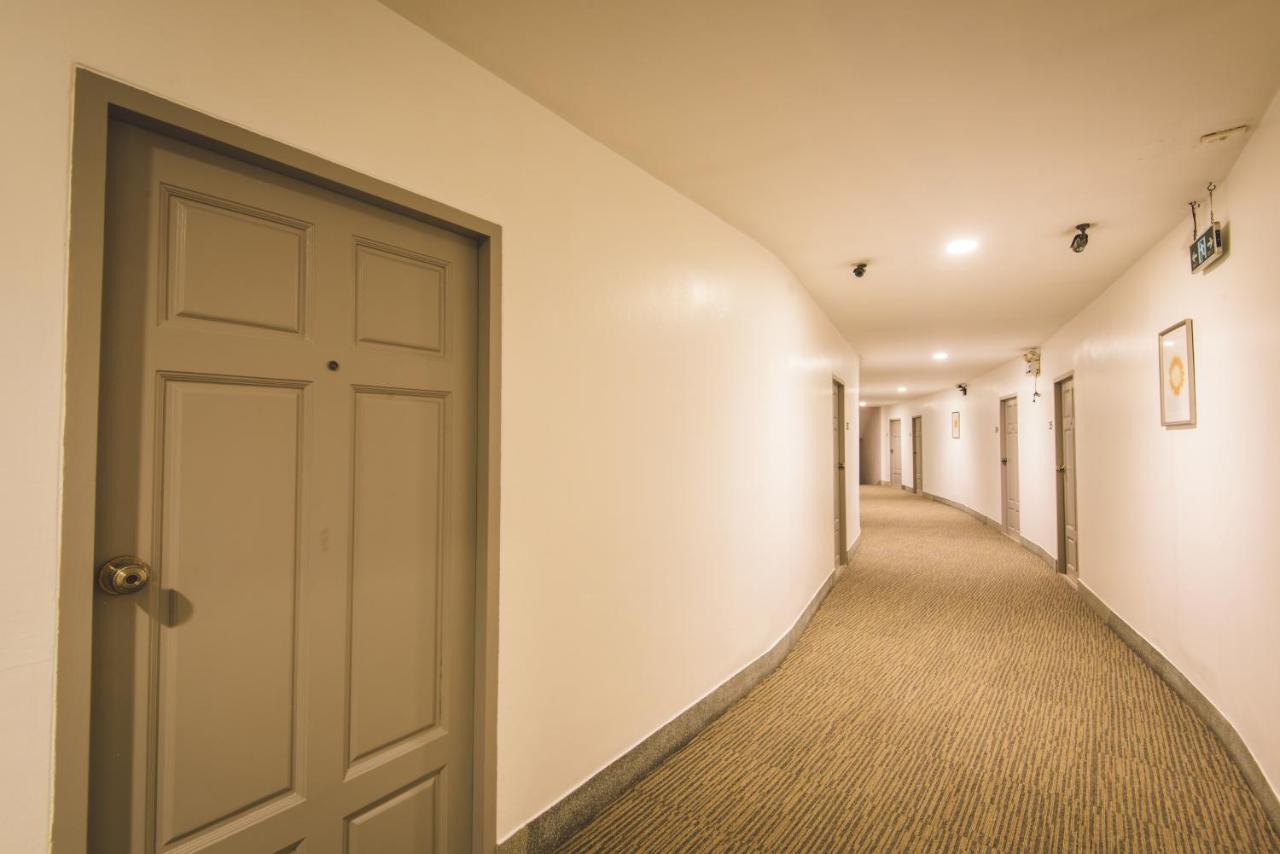 New Suanmali Hotel Бангкок Екстер'єр фото